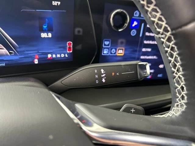 Used 2025 Chevrolet Traverse LT image 20