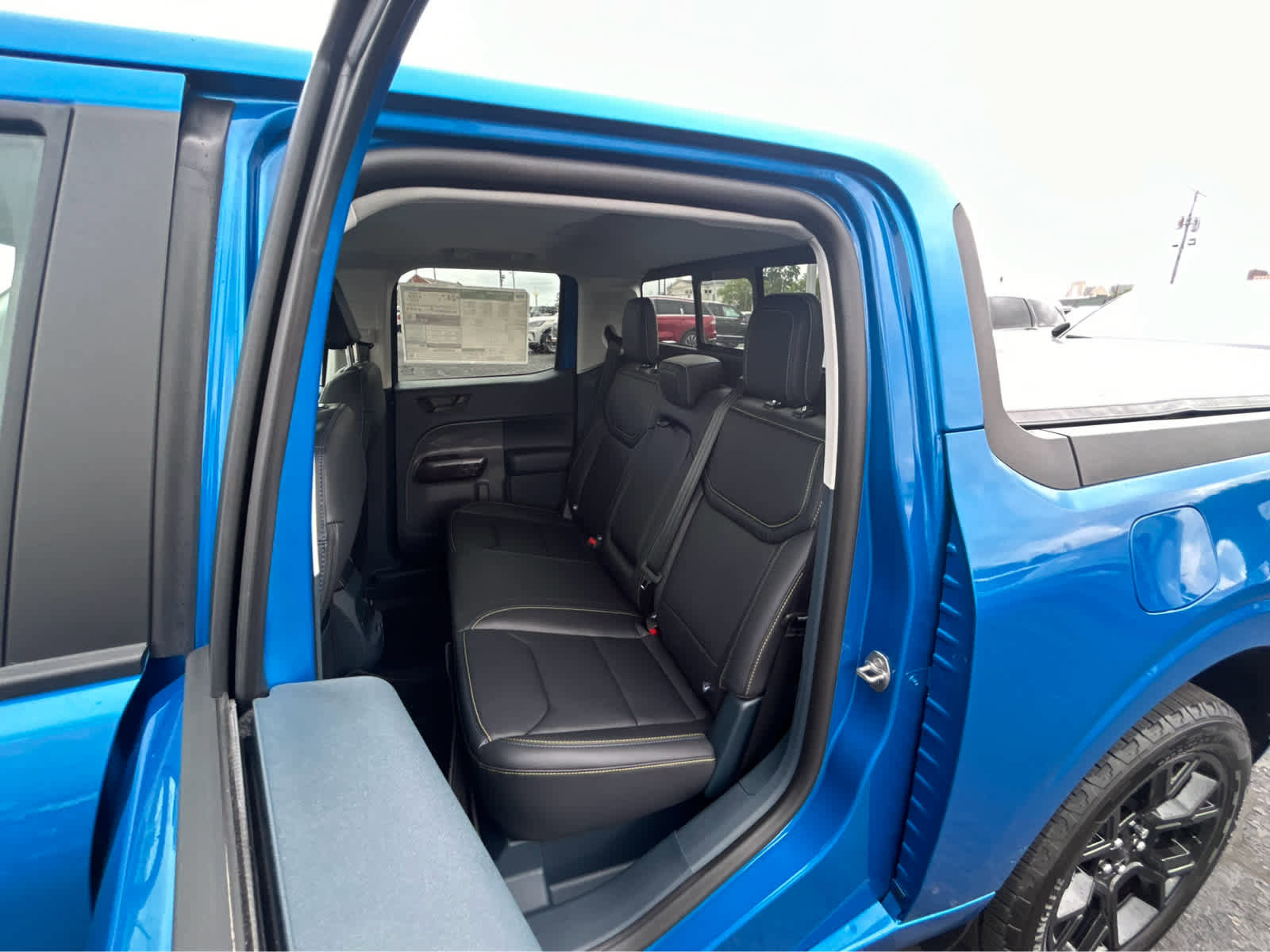 New 2025 Ford Maverick Lobo image 13