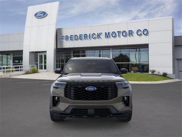 New 2026 Ford Explorer ST-Line w/ ST-Line Street Pack image 6
