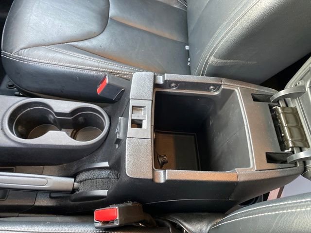 Used 2015 Jeep Wrangler Unlimited Rubicon image 14