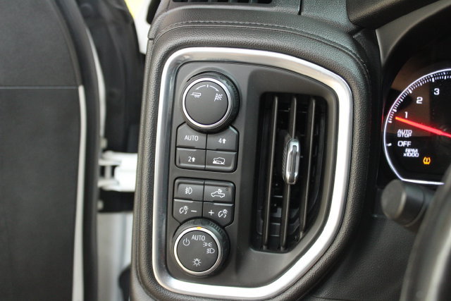Used 2019 Chevrolet Silverado 1500 RST w/ True North Edition AWD/4WD image 15