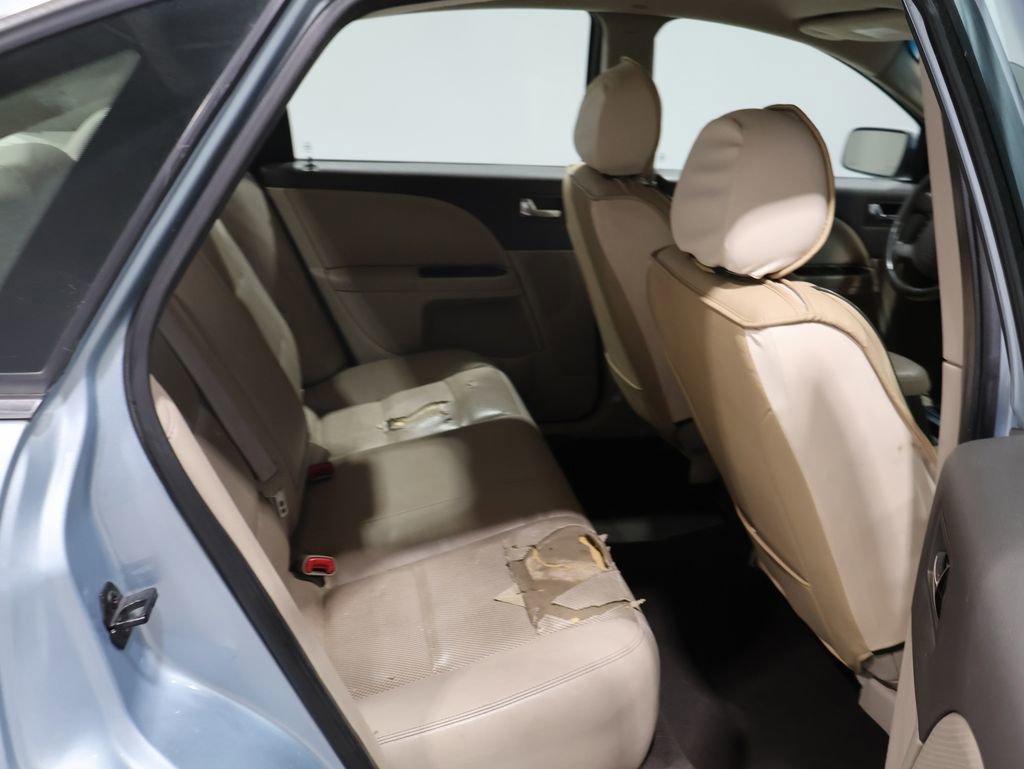 Used 2008 Ford Taurus SEL image 22