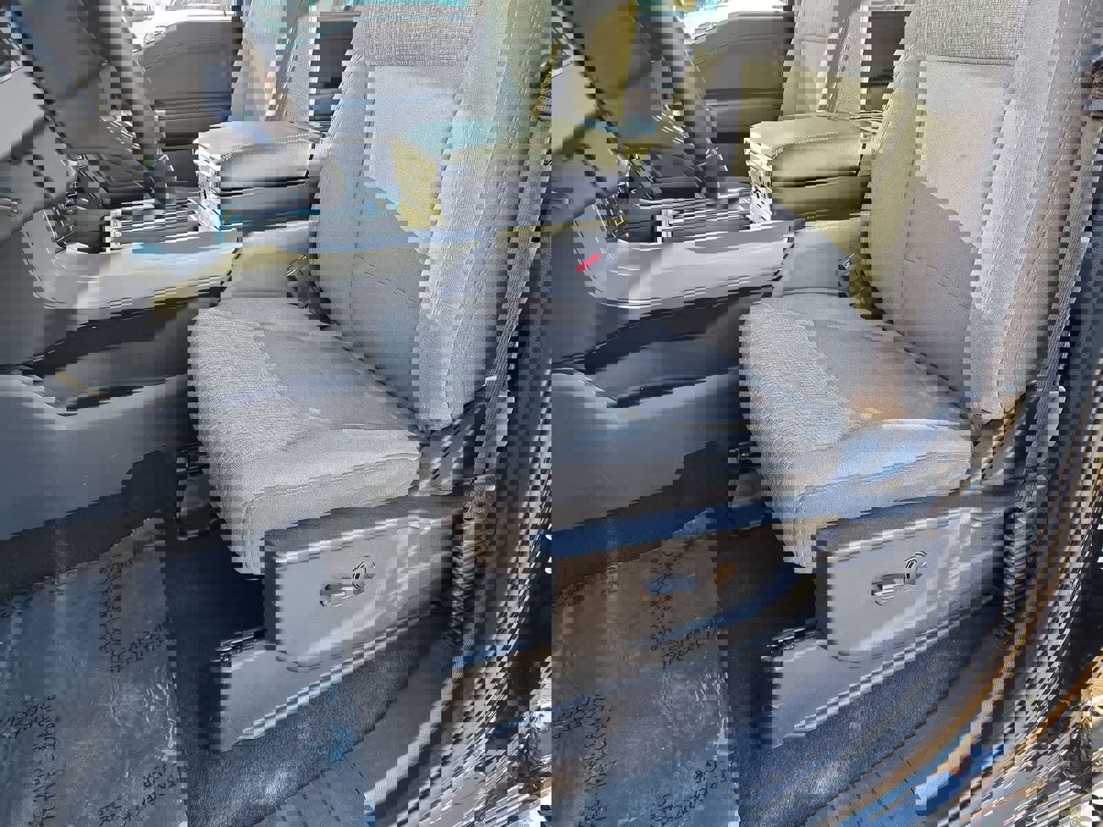 Used 2024 Ford F150 XLT w/ Mobile Office Package image 18