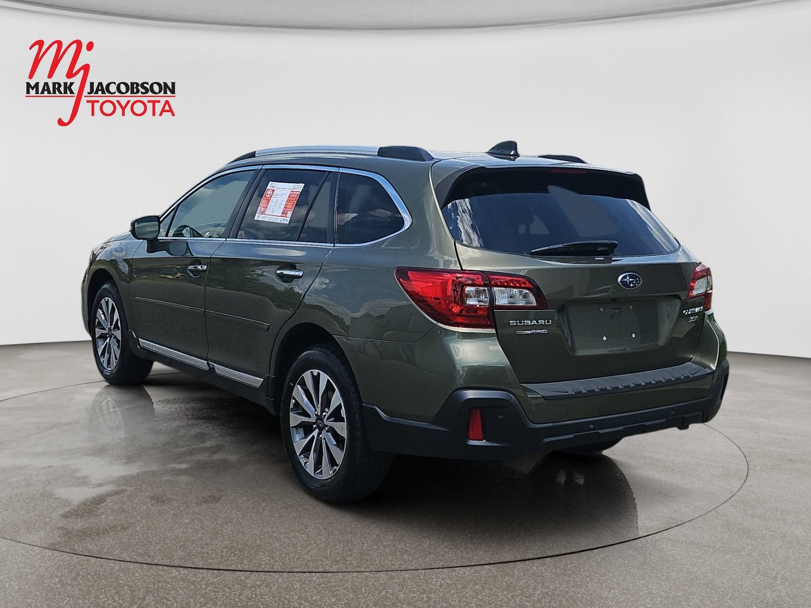 Used 2019 Subaru Outback 3.6R Touring AWD/4WD image 12