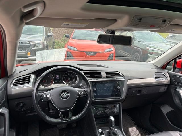 Used 2018 Volkswagen Tiguan SE AWD/4WD image 11