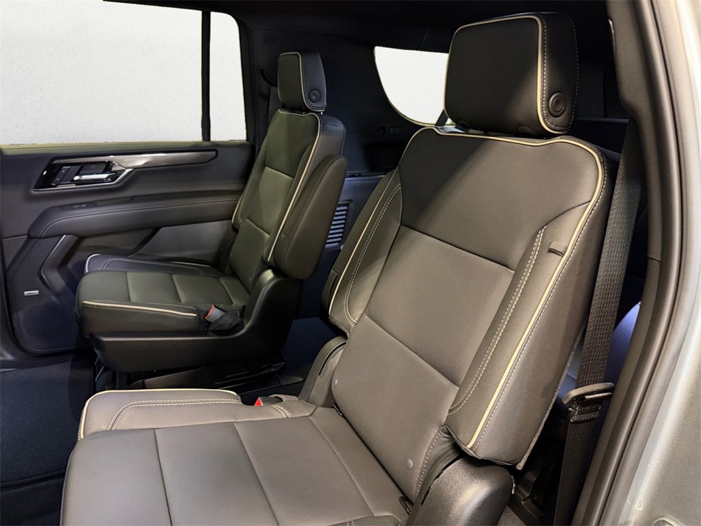 New 2026 GMC Yukon XL Elevation image 13