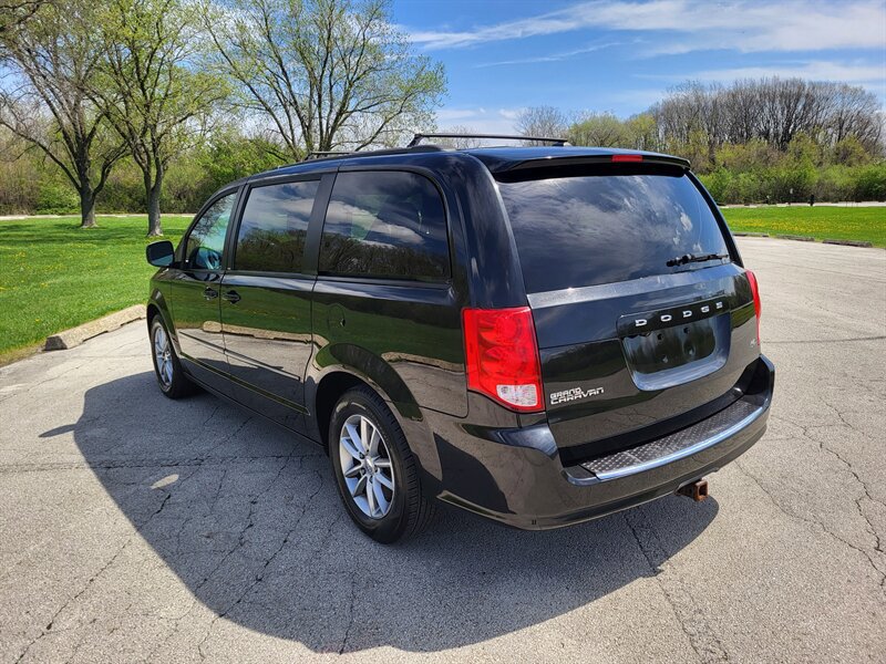 Used 2014 Dodge Grand Caravan R/T w/ Trailer Tow Group FWD image 9