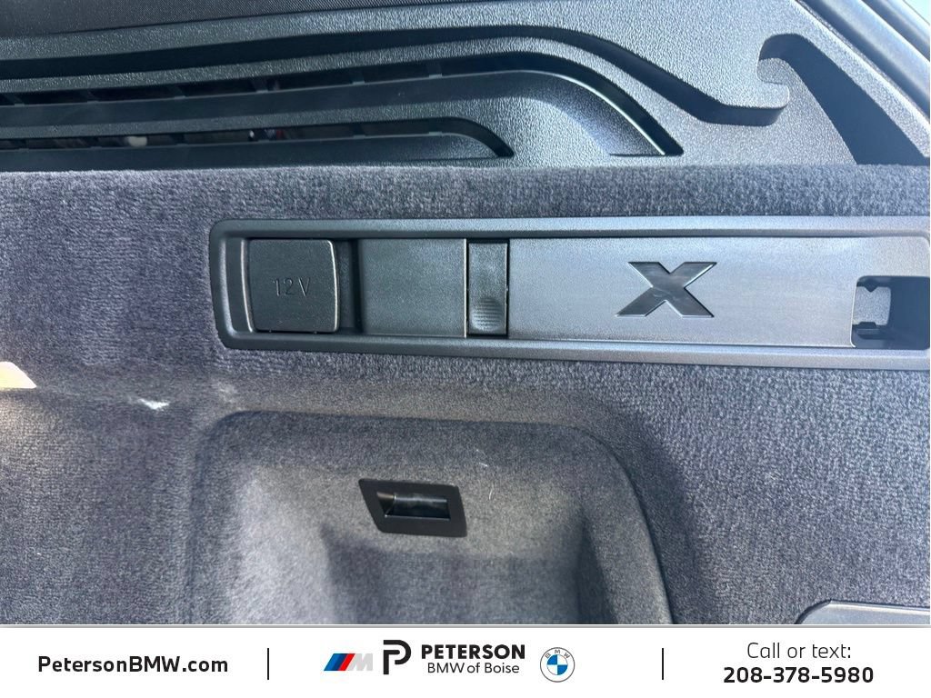 Used 2024 BMW X5 xDrive50e w/ Premium Package AWD/4WD image 12
