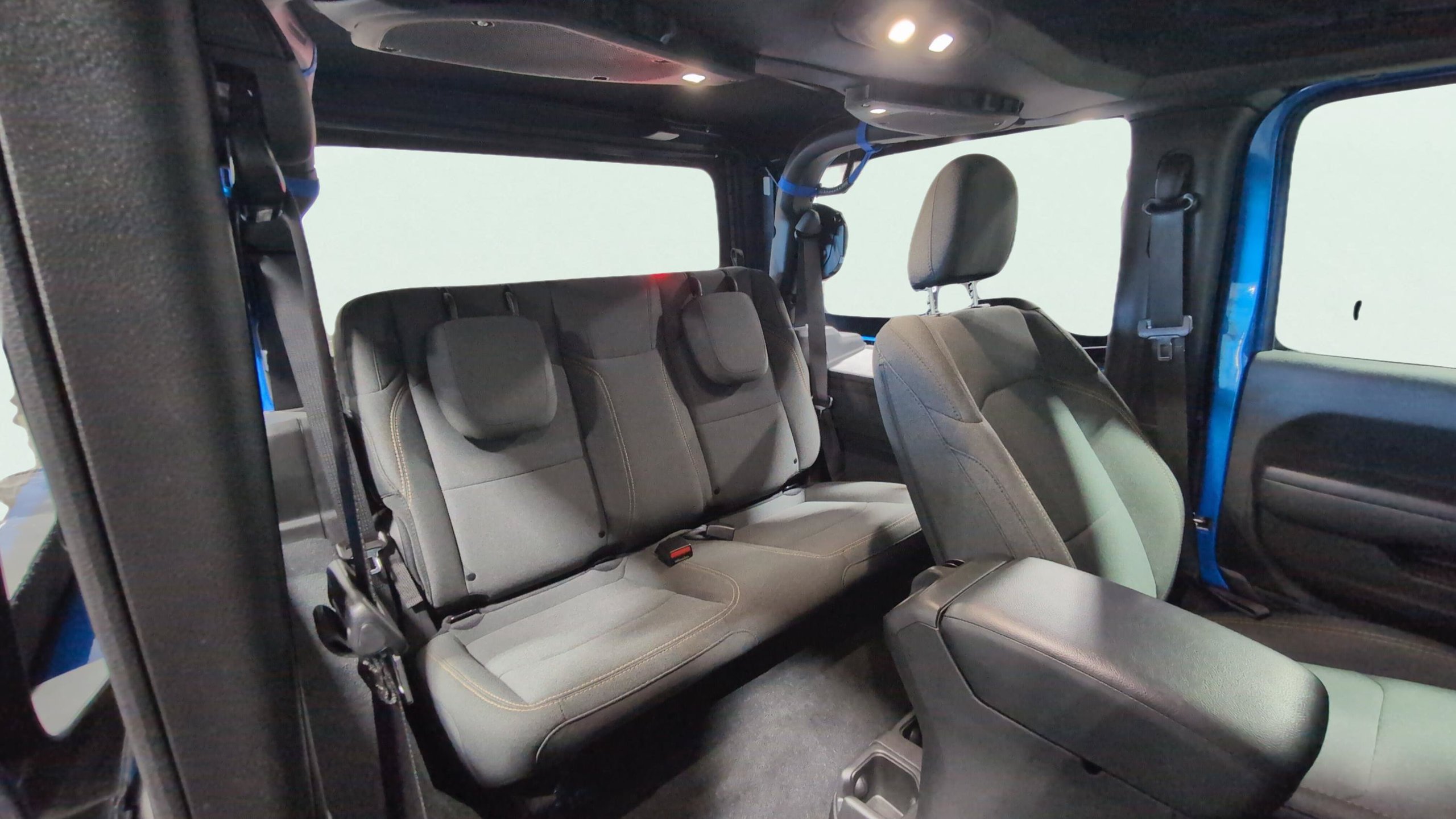 Used 2024 Jeep Wrangler Sport AWD/4WD image 14