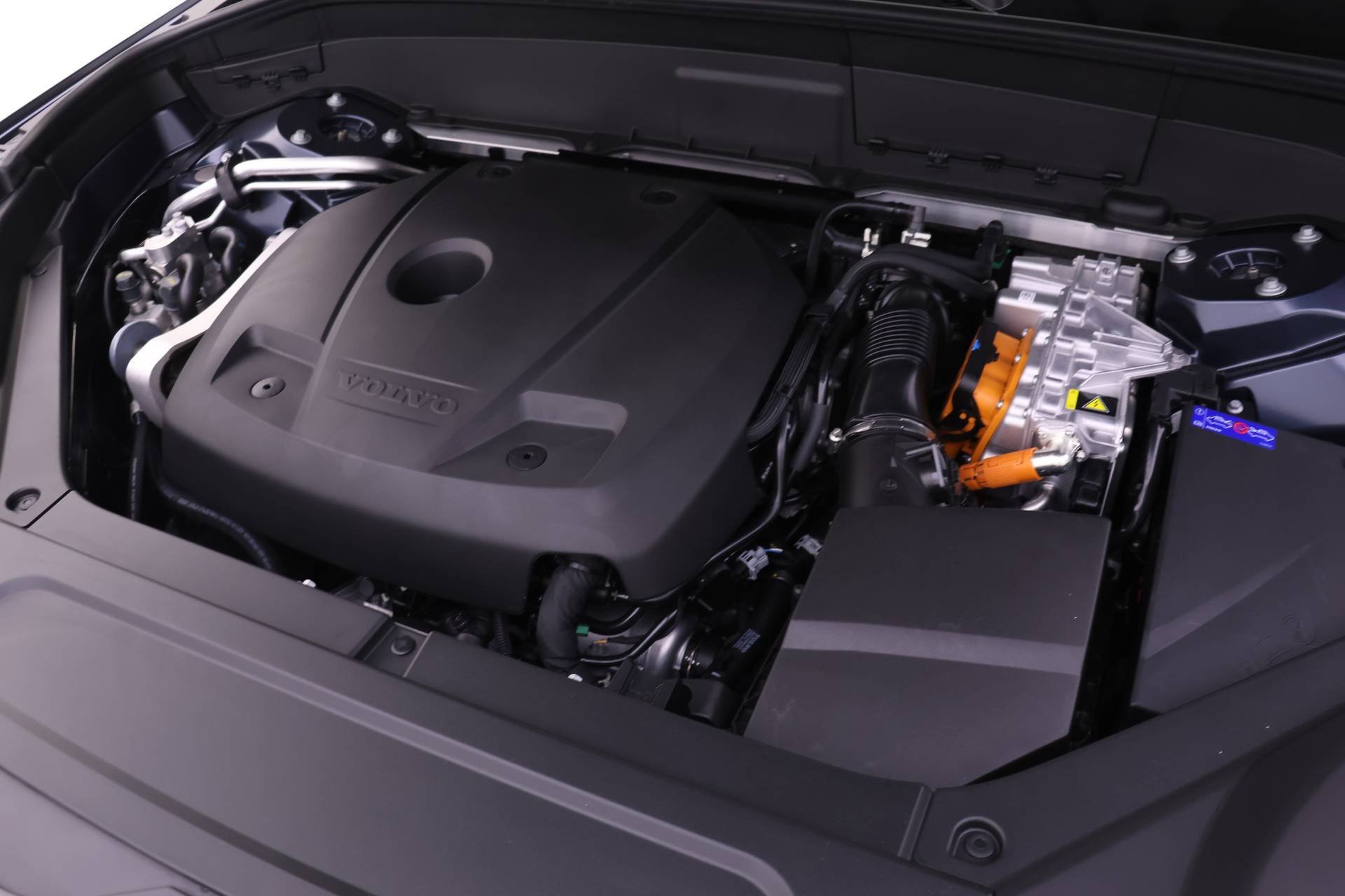 New 2026 Volvo XC90 T8 Plus image 16
