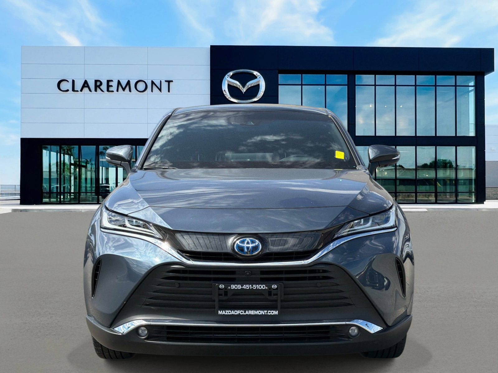 Used 2024 Toyota Venza Limited AWD/4WD image 2