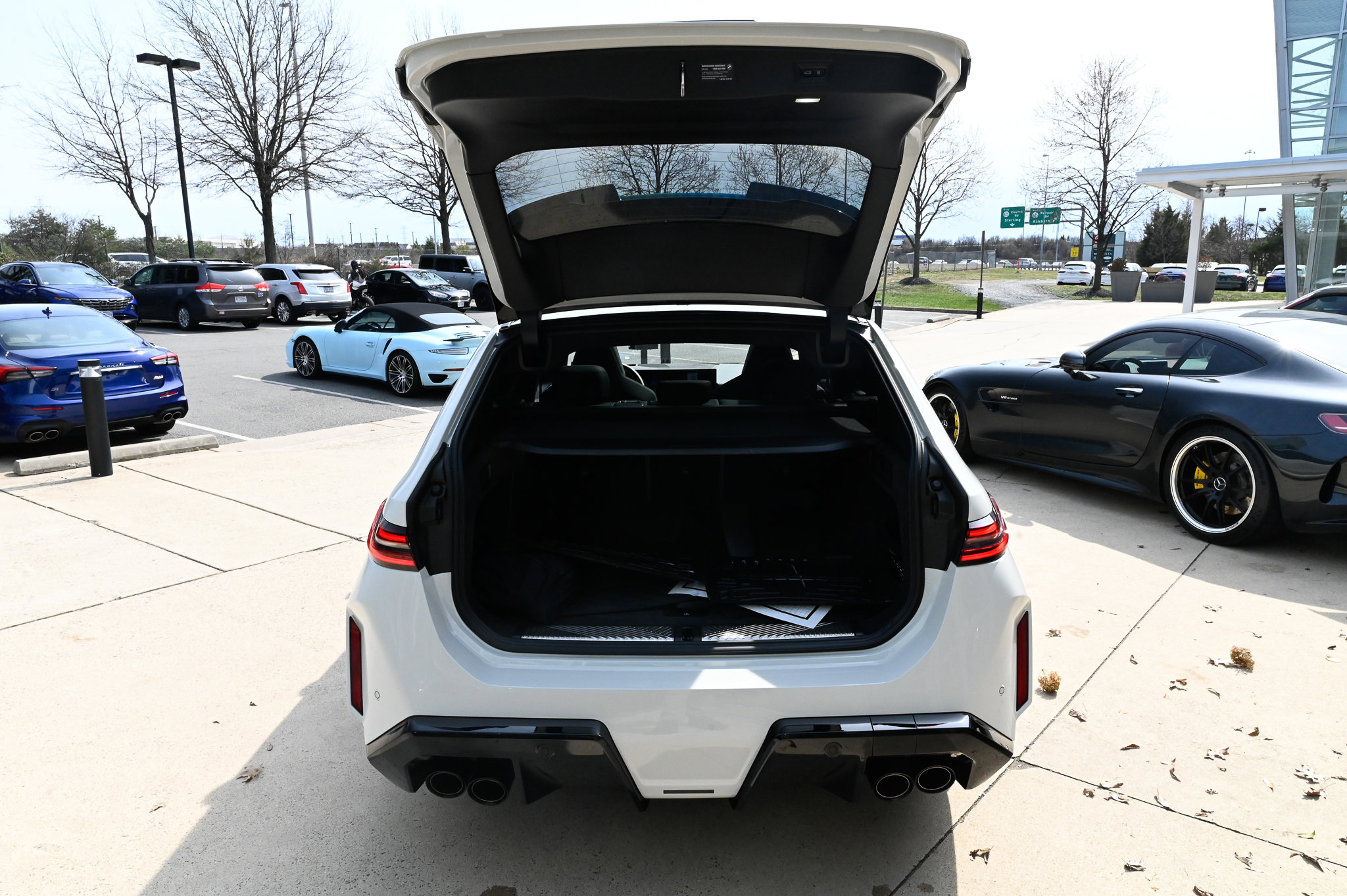 Used 2026 BMW M5 Touring image 44