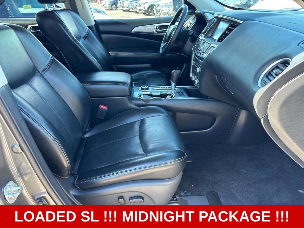 Used 2018 Nissan Pathfinder SL w/ Midnight Edition Package AWD/4WD image 18