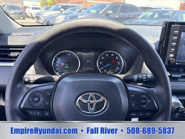 Used 2020 Toyota RAV4 LE AWD/4WD image 28