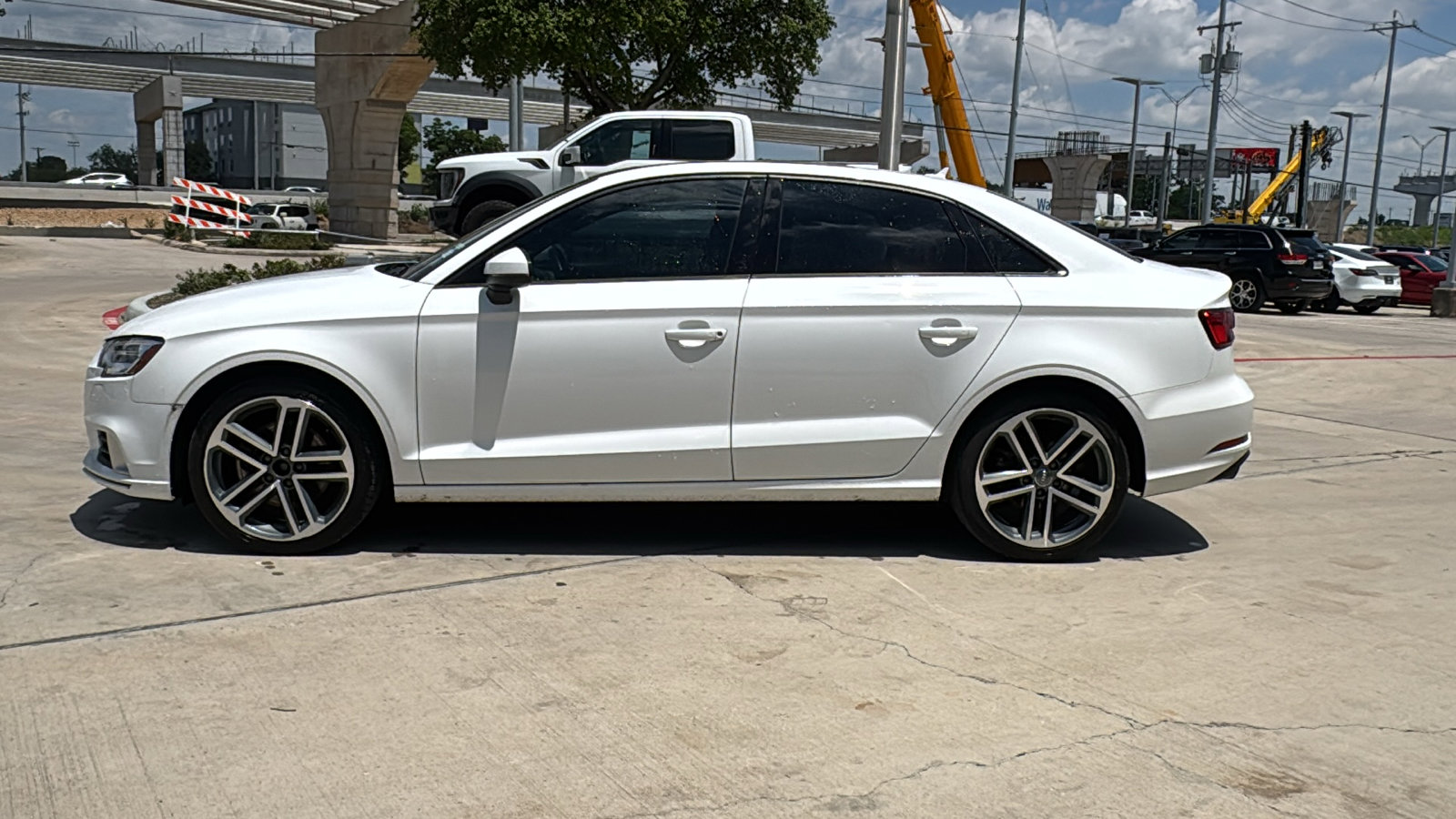 Used 2018 Audi A3 2.0T Premium FWD image 4