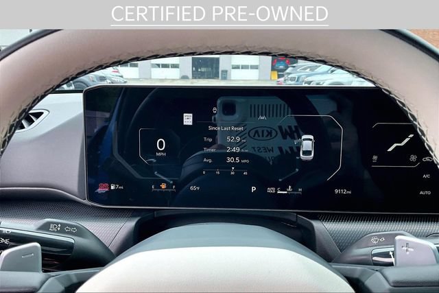 Certified 2025 Kia K4 EX w/ GT-Line Sunroof Package FWD image 18