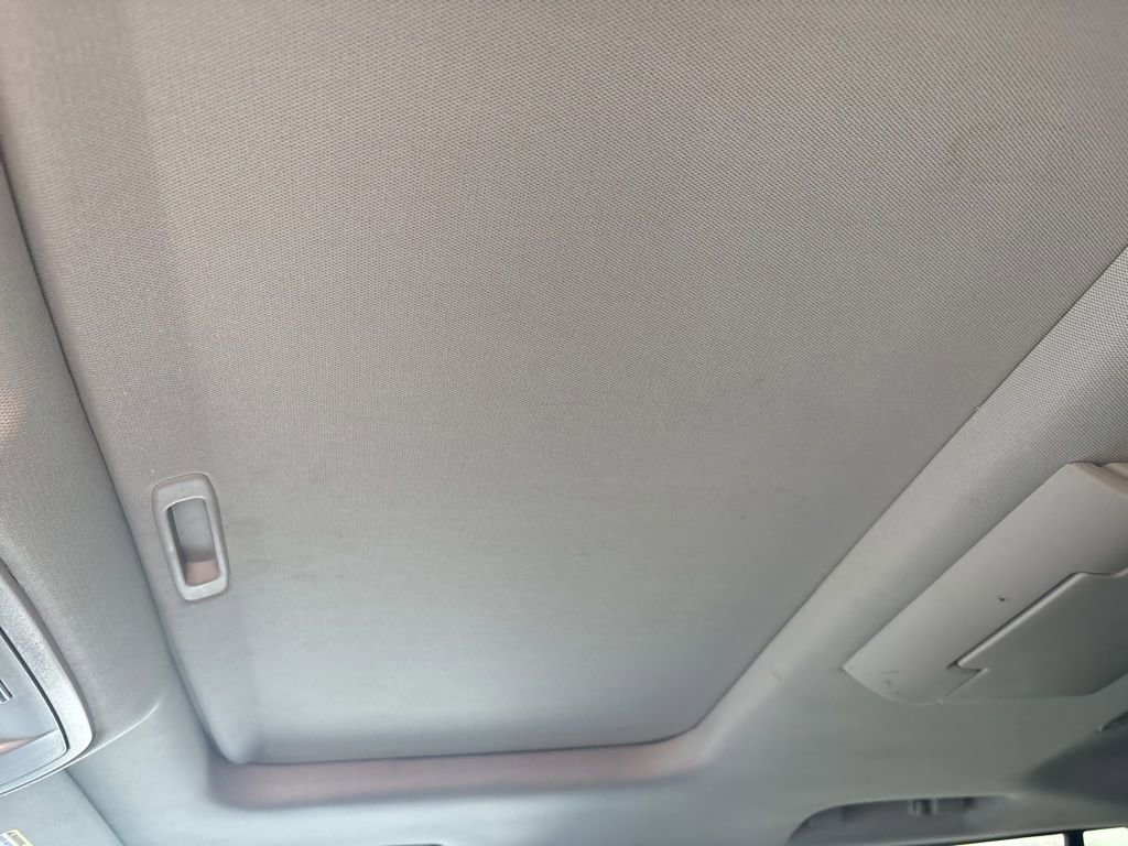 Used 2015 GMC Yukon XL Denali w/ Open Road Package image 9