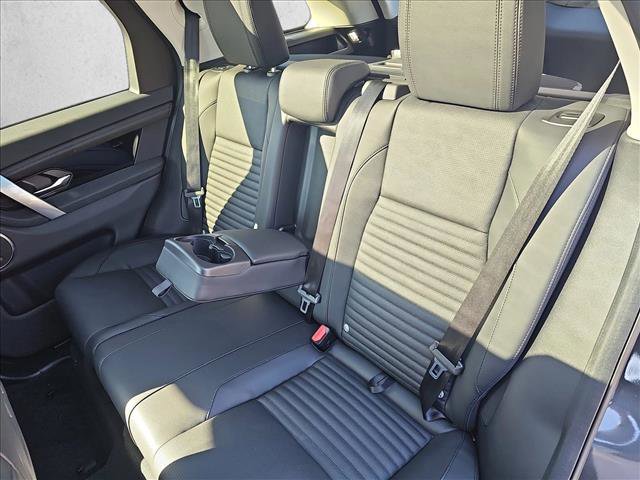 Used 2025 Land Rover Discovery Sport S image 14