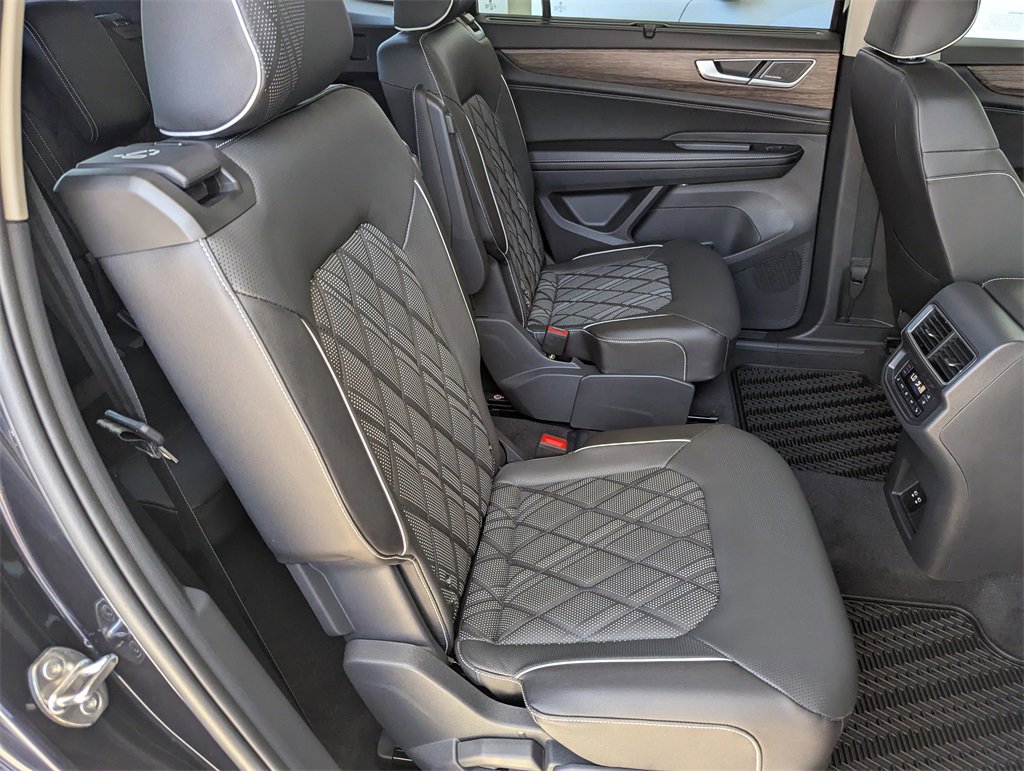 New 2026 Volkswagen Atlas SEL Premium R-Line image 36