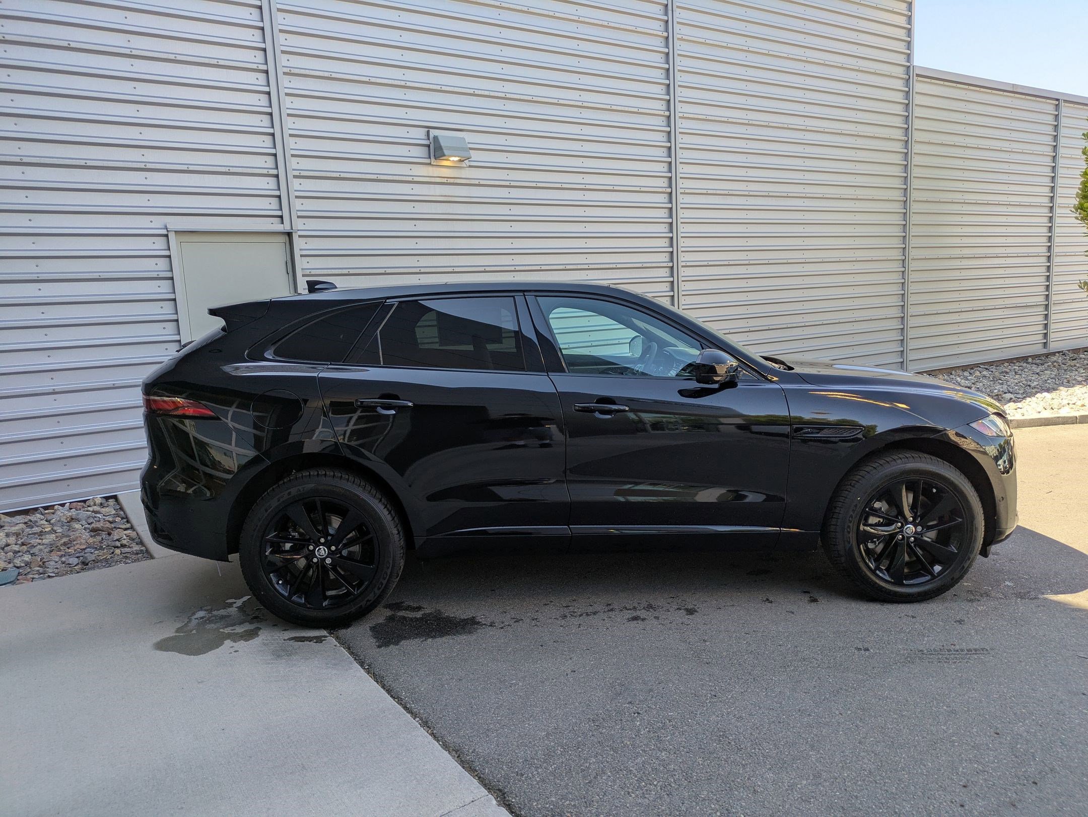 New 2026 Jaguar F-PACE R-Dynamic S image 6