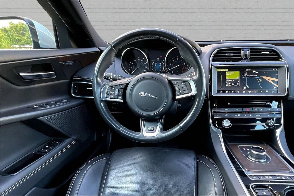 Used 2017 Jaguar XE R-Sport AWD/4WD image 7