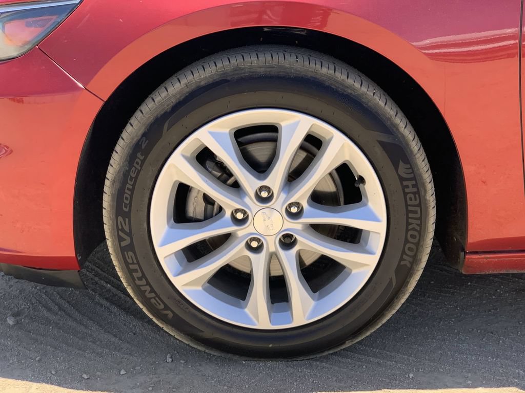 Used 2016 Chevrolet Malibu LT FWD image 32