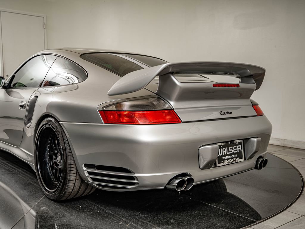Used 2001 Porsche 911 Turbo AWD/4WD image 25