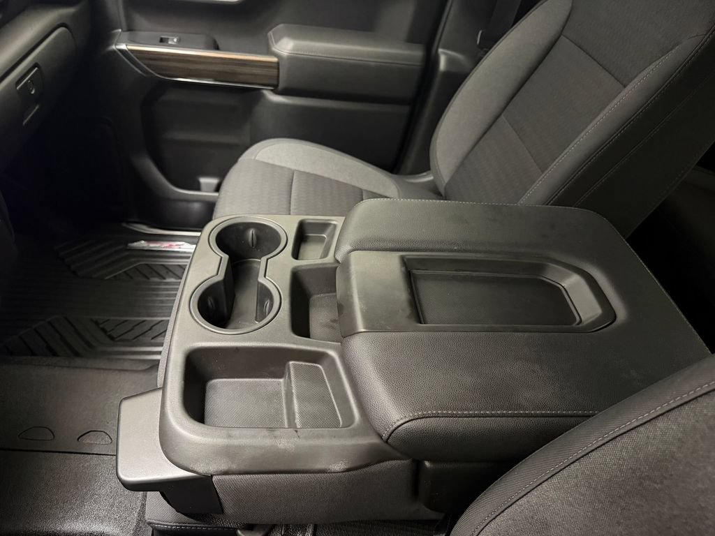 Used 2022 Chevrolet Silverado 1500 LT AWD/4WD image 17