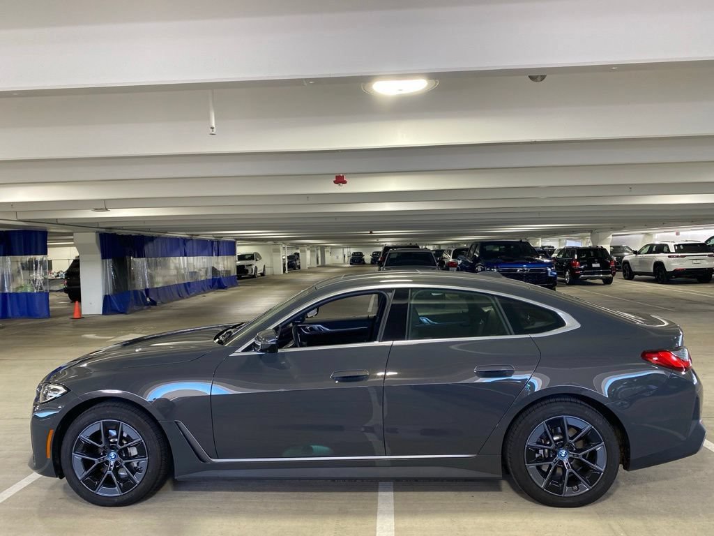 Used 2023 BMW i4 eDrive35 w/ Premium Package RWD image 2