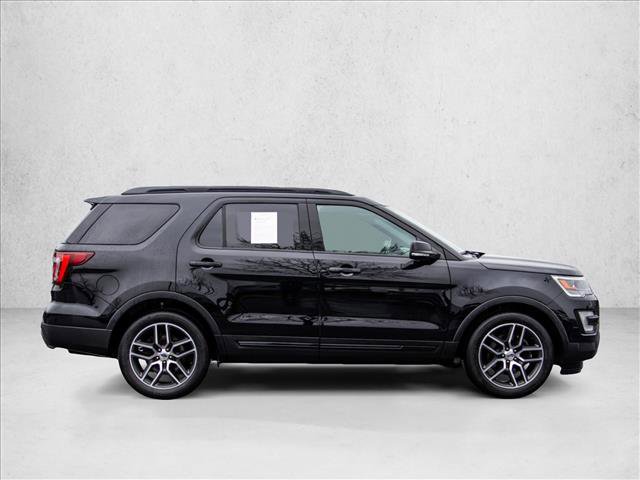 Used 2016 Ford Explorer Sport w/ Equipment Group 401A AWD/4WD image 4