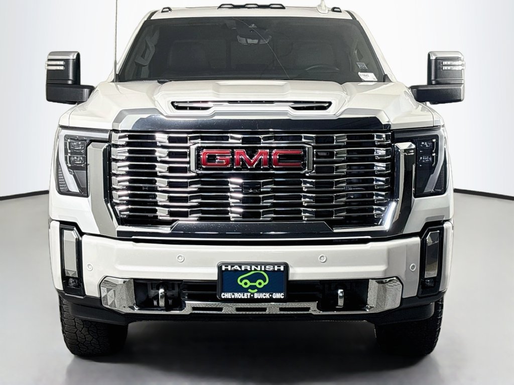 Certified 2024 GMC Sierra 3500 Denali w/ Technology Package AWD/4WD image 2