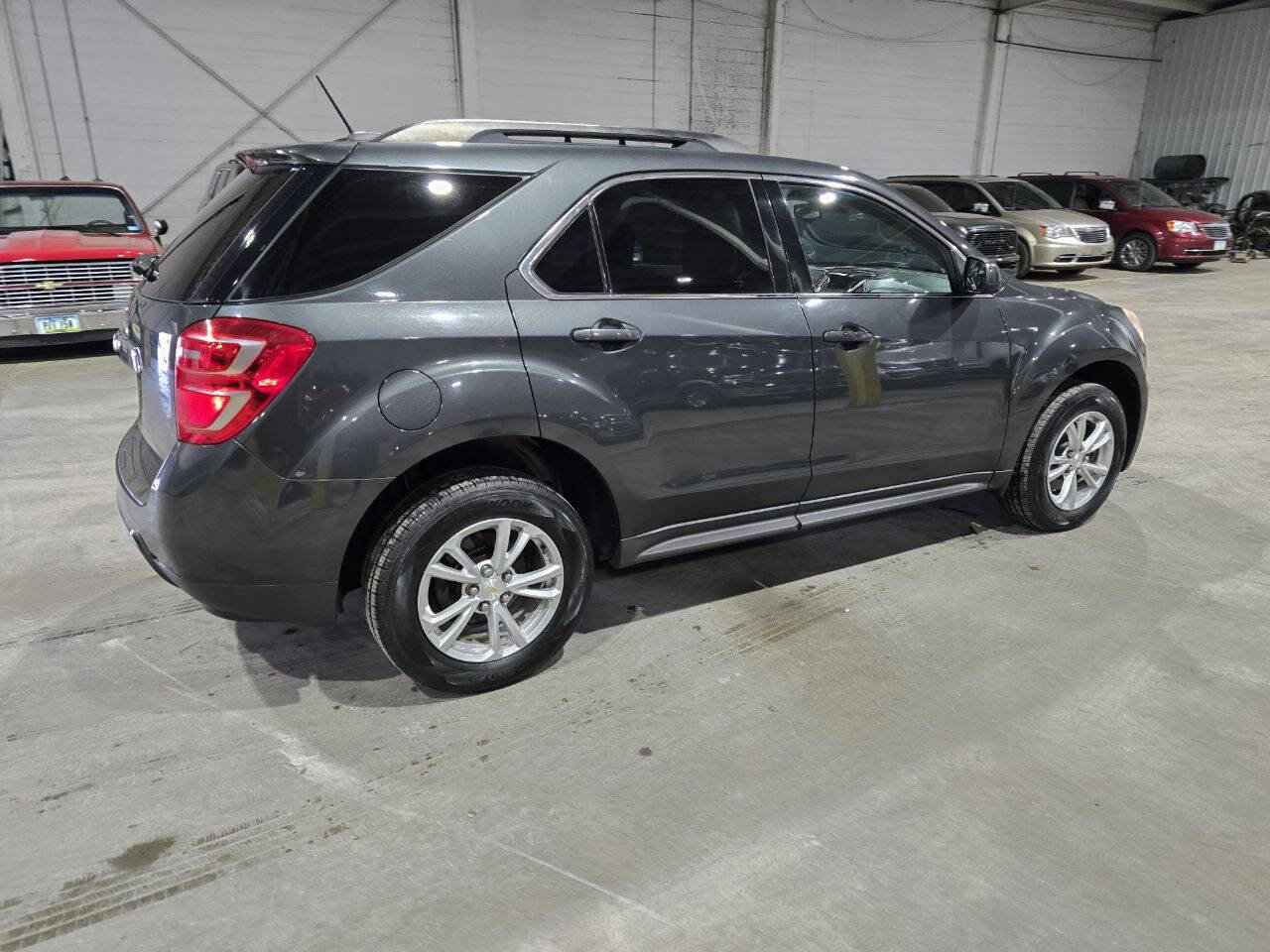 Used 2017 Chevrolet Equinox LT w/ Convenience Package AWD/4WD image 13