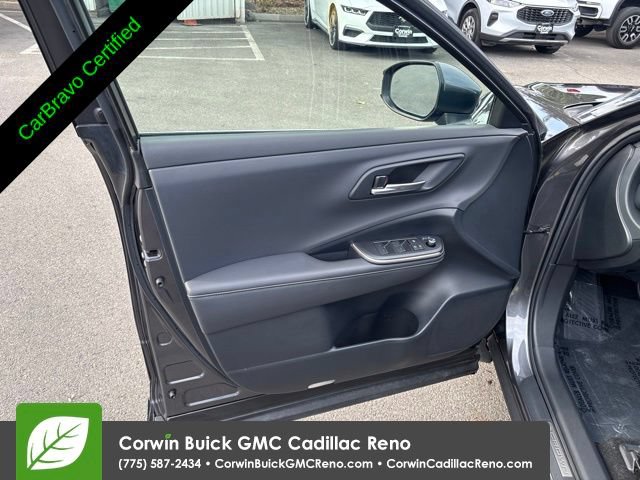 Used 2023 Toyota Crown w/ Carpet Mat Package (TMS) AWD/4WD image 13