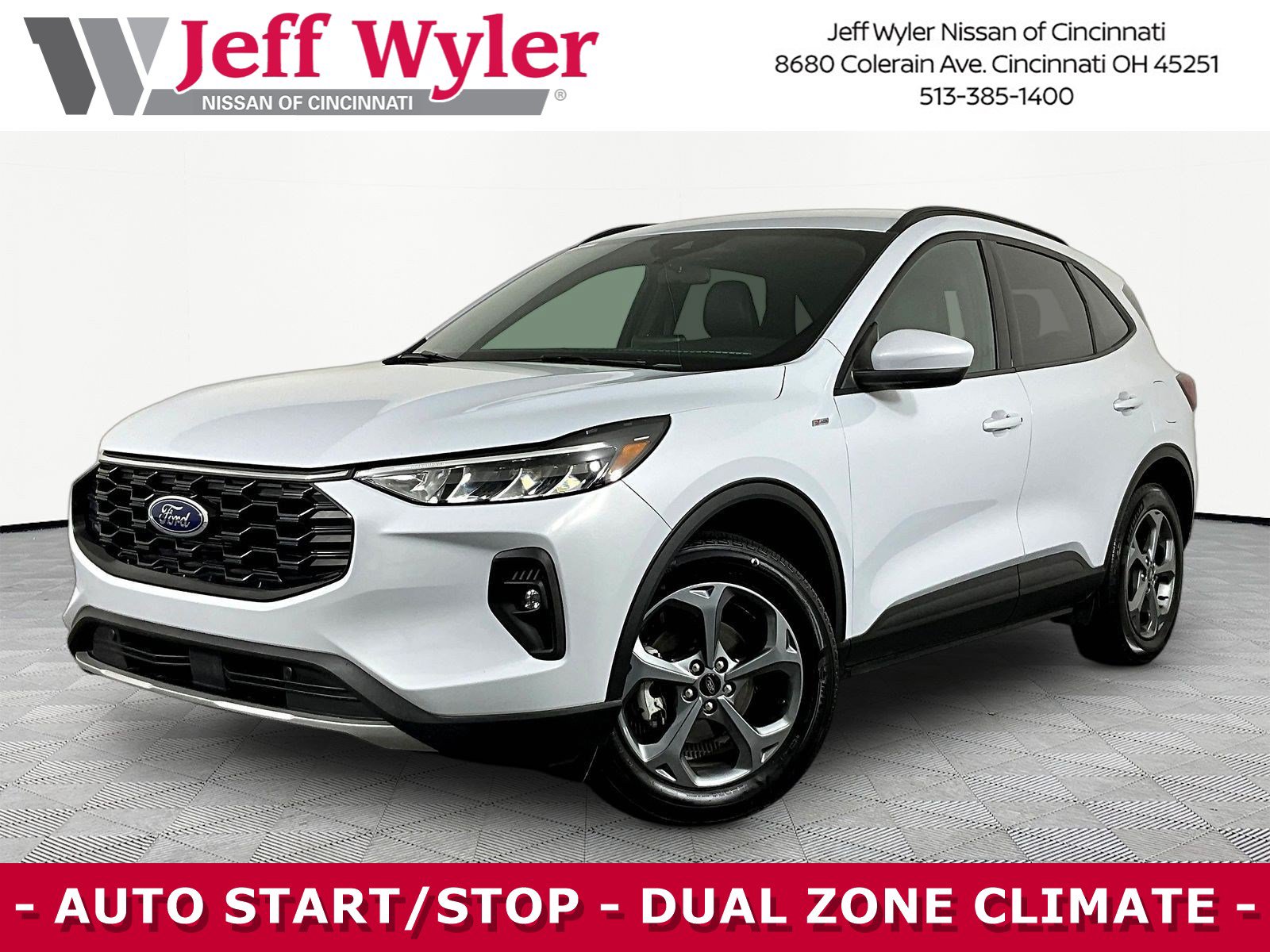 Used 2025 Ford Escape ST-Line Select AWD/4WD image 1