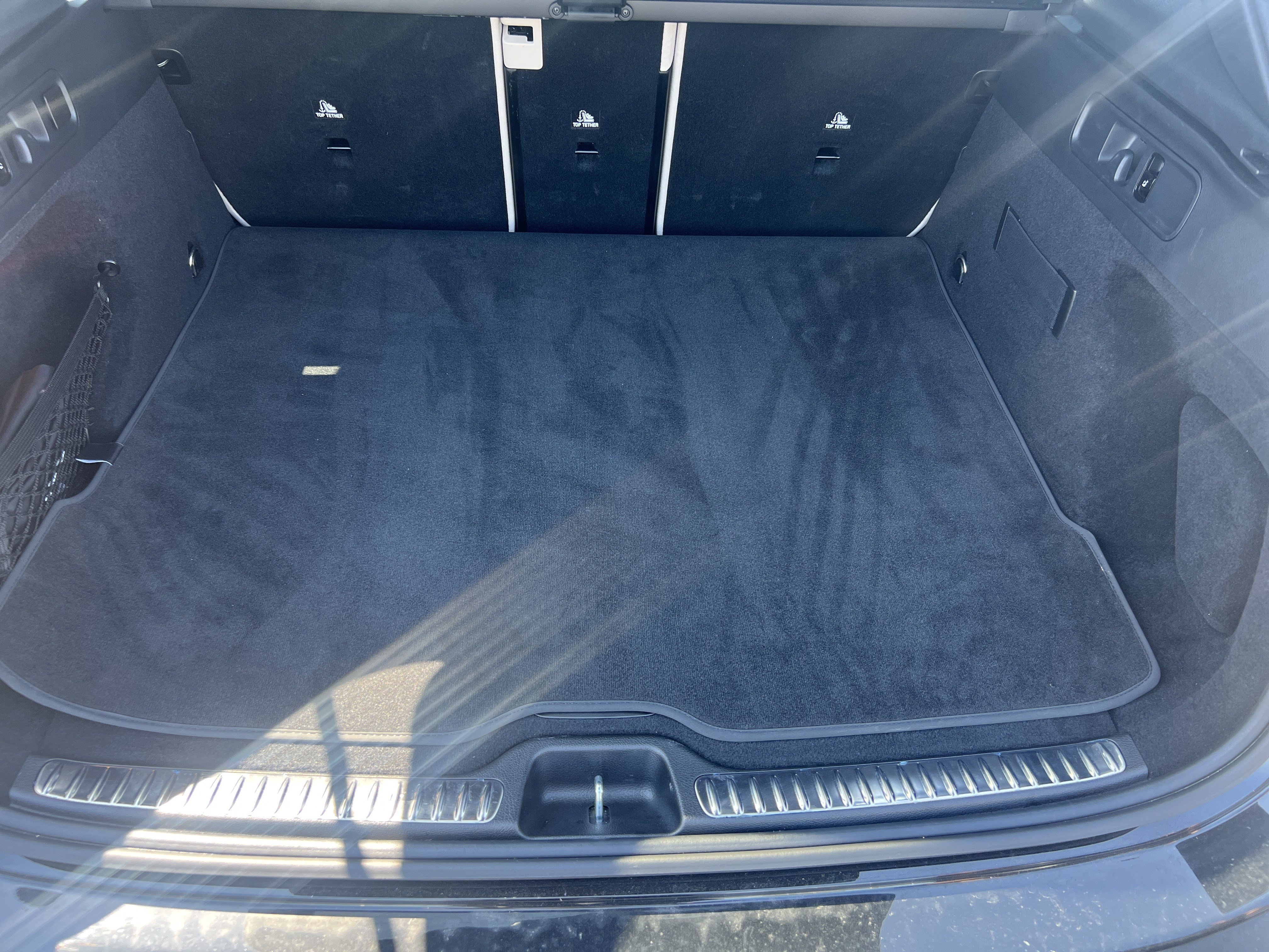 Used 2024 Mercedes-Benz GLC 300 4MATIC image 34
