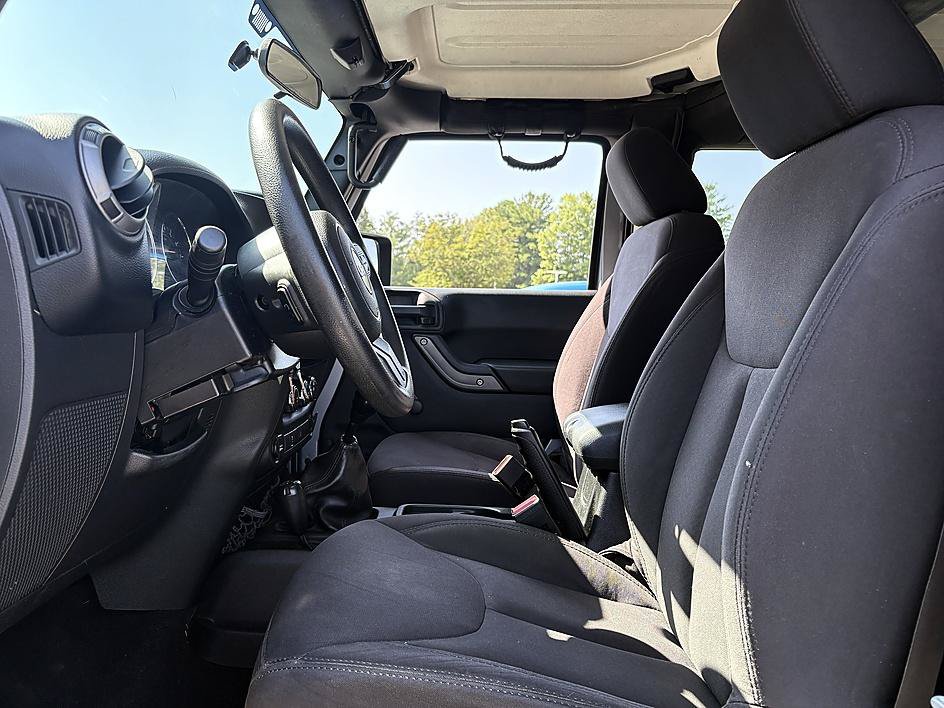 Used 2014 Jeep Wrangler Sport AWD/4WD image 9