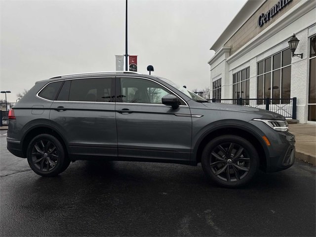 Used 2024 Volkswagen Tiguan SE image 8