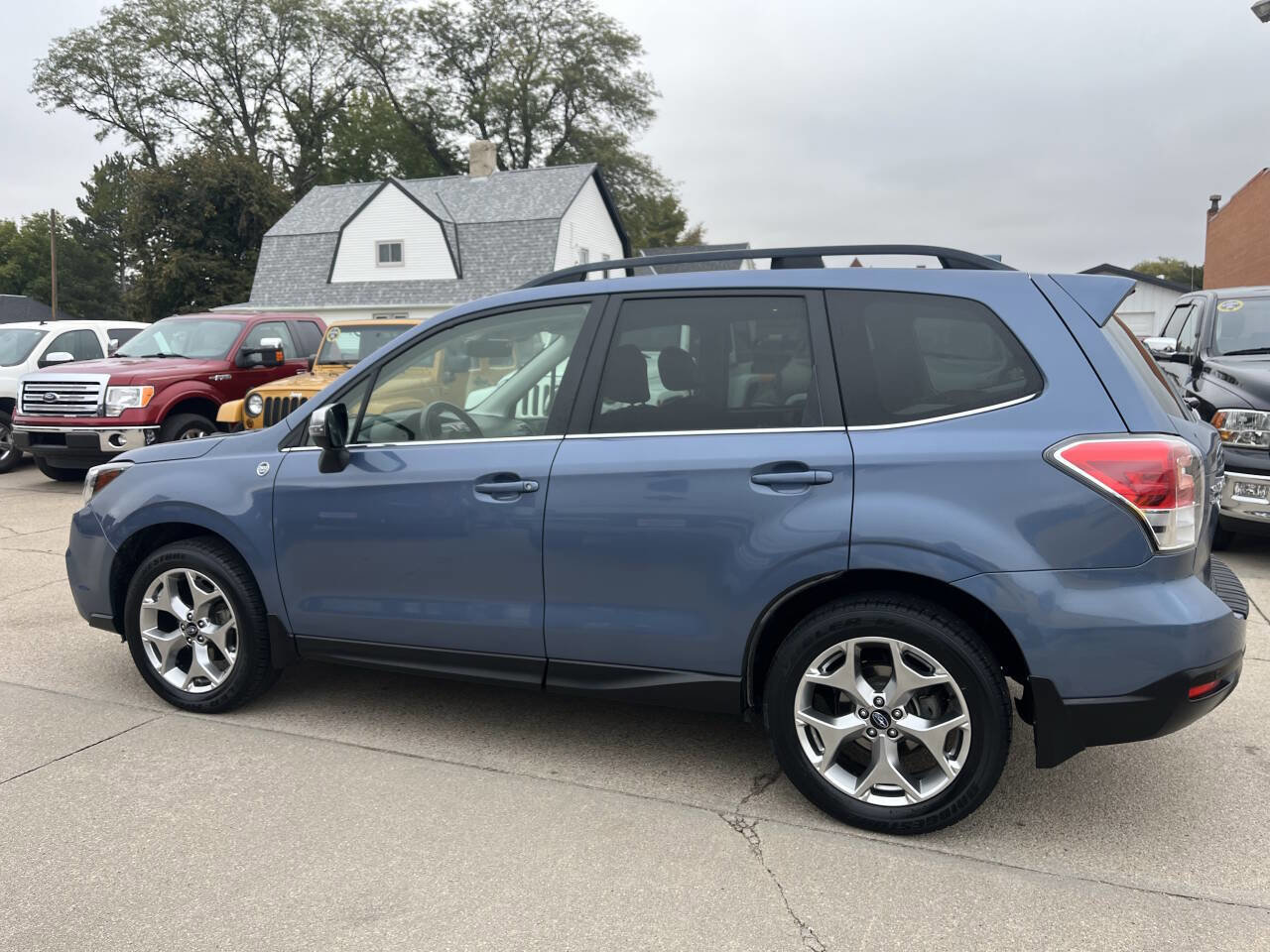 Used 2018 Subaru Forester 2.5i Touring w/ Popular Package #2 image 10