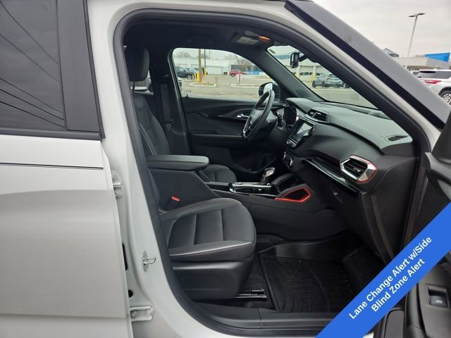 Used 2023 Chevrolet TrailBlazer RS w/ Convenience Package image 14
