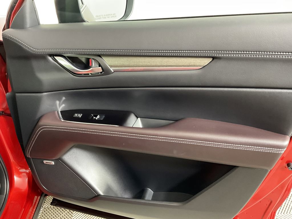 Used 2025 MAZDA CX-5 Signature image 24