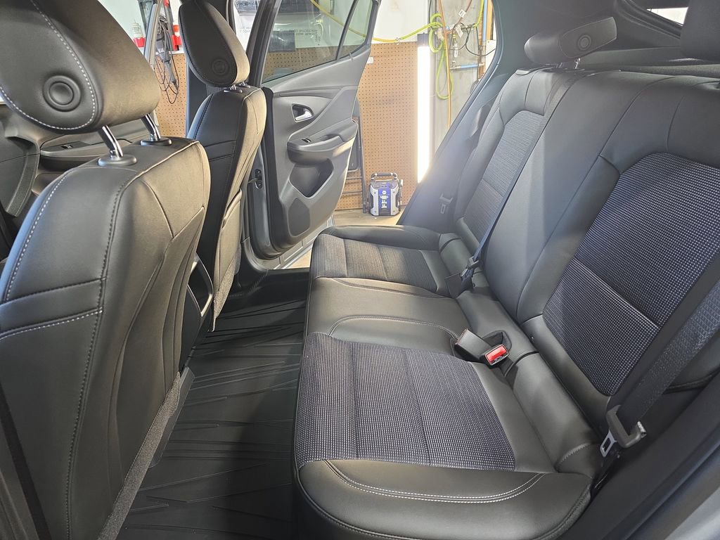 New 2026 Buick Envista Preferred image 13