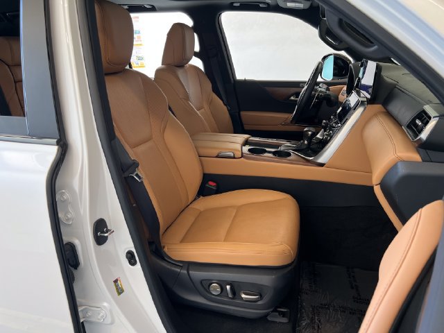 Used 2023 Lexus LX 600 4WD w/ Appearance Package image 49