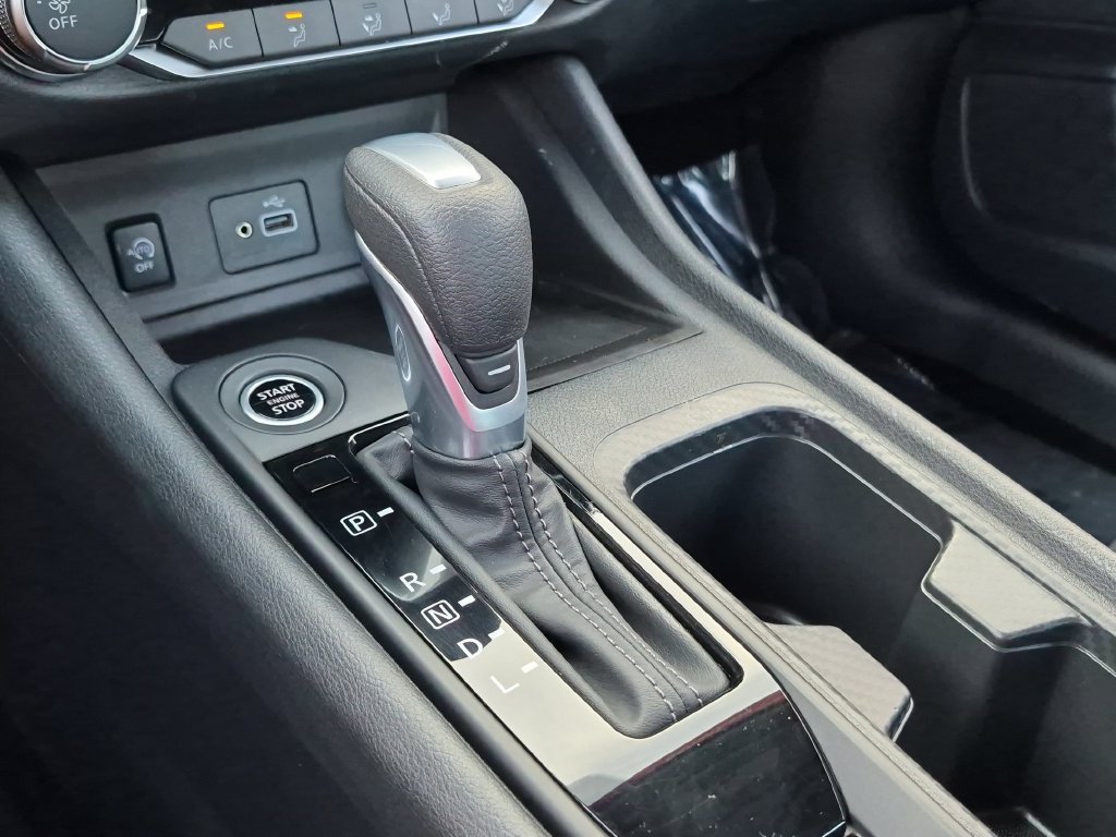 Used 2025 Nissan Sentra S FWD image 23