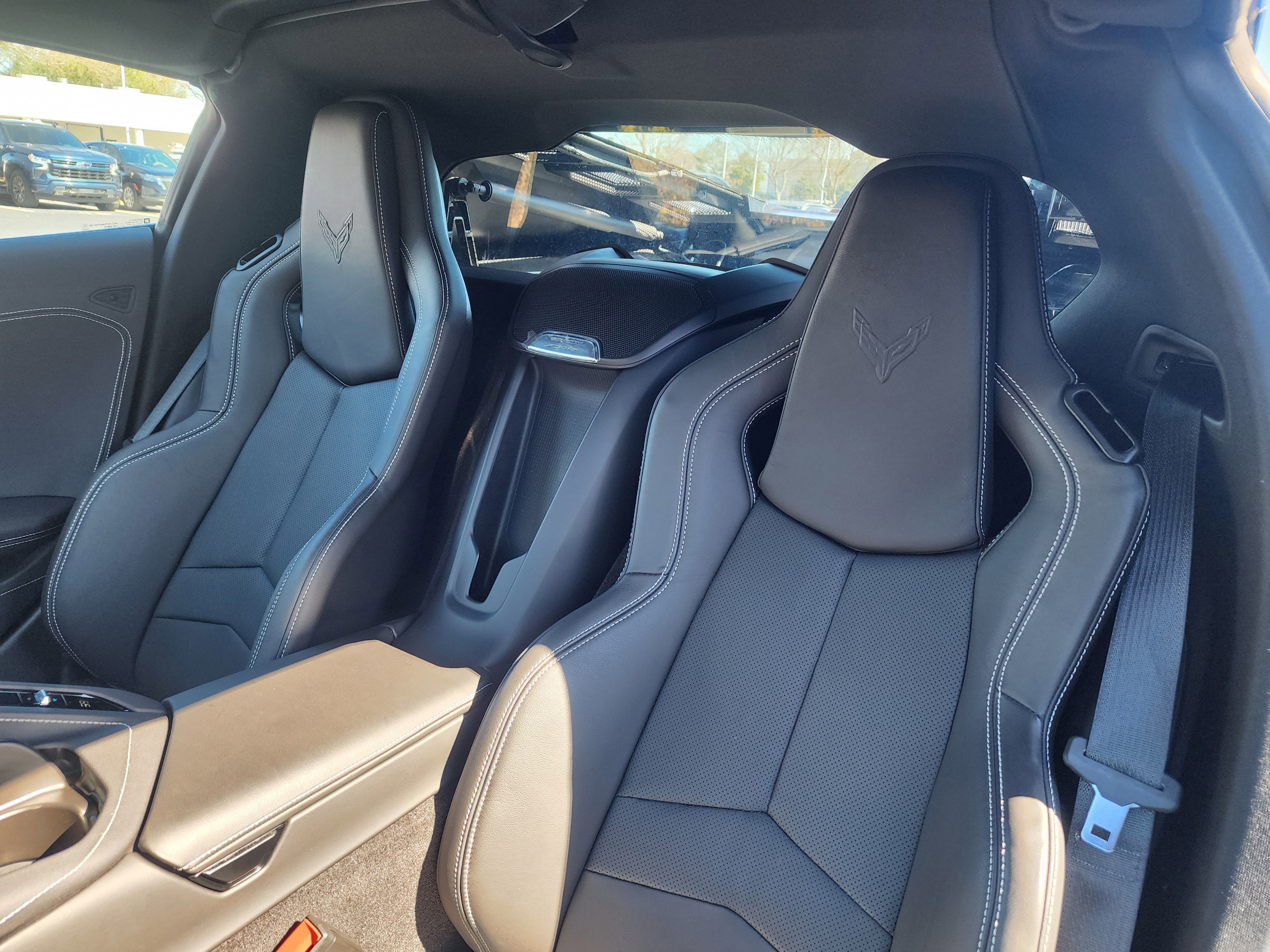 Used 2025 Chevrolet Corvette Z06 image 13