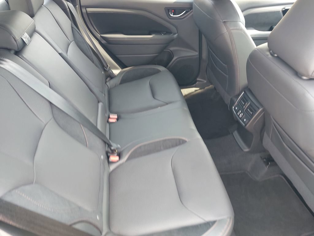 Used 2025 Subaru Forester Touring AWD/4WD image 33