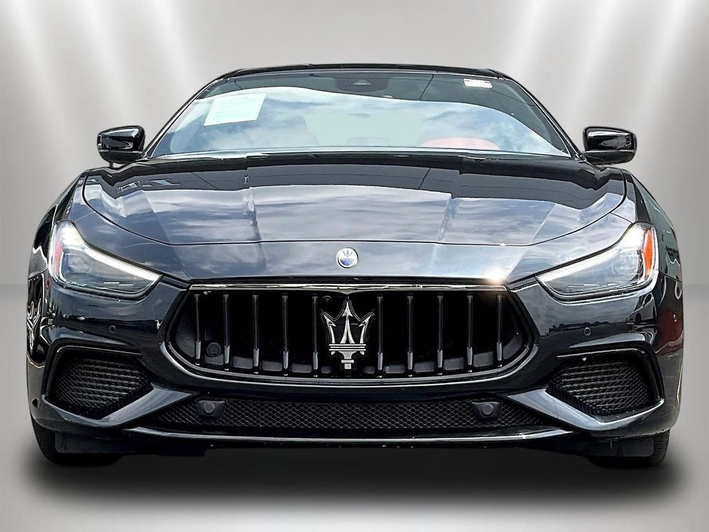 Used 2023 Maserati Ghibli Modena Q4 AWD/4WD image 2