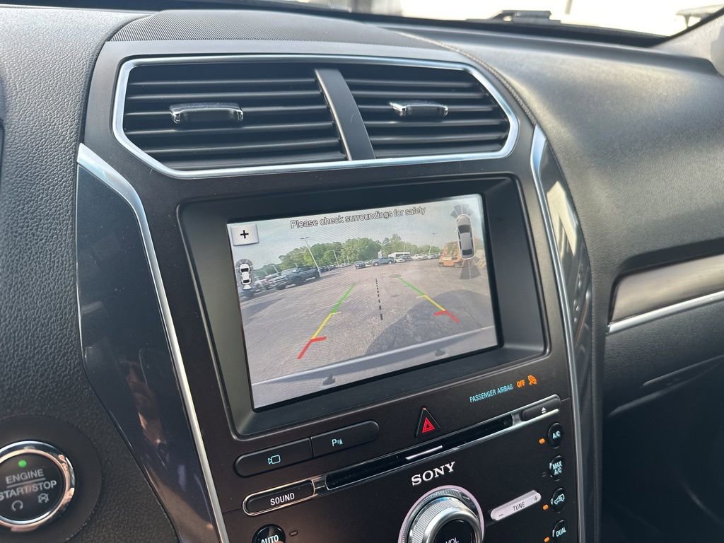 Used 2018 Ford Explorer Limited FWD image 25