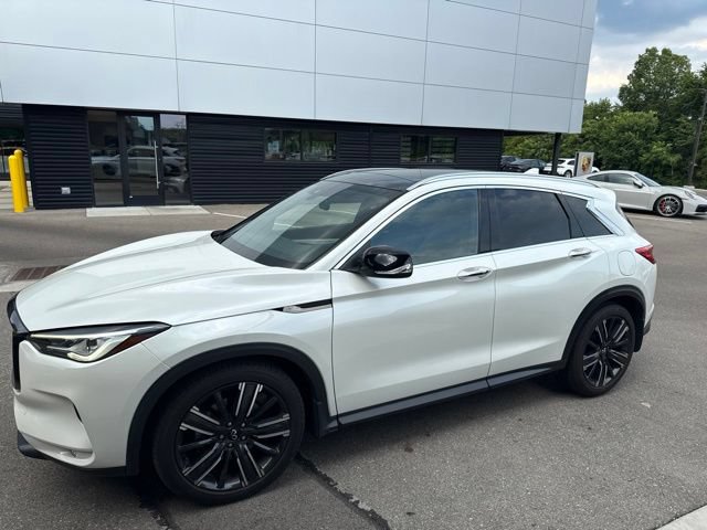 Used 2021 INFINITI QX50 Luxe w/ Appearance Package AWD/4WD image 5