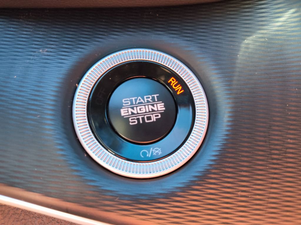 New 2025 Jeep Grand Cherokee Altitude image 22