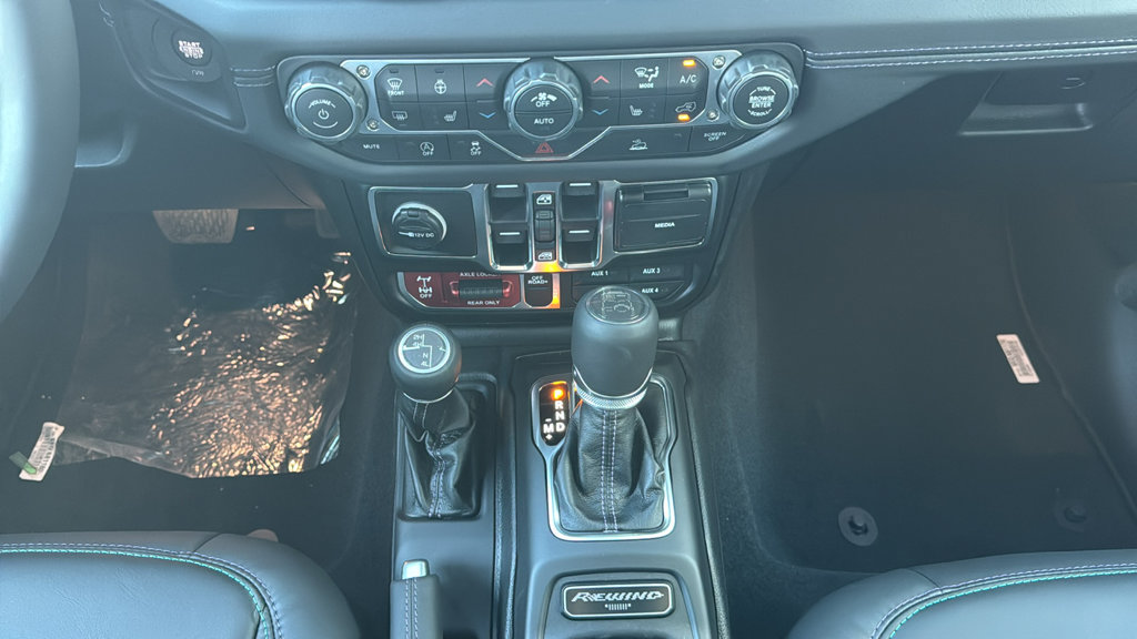 New 2026 Jeep Gladiator Sport AWD/4WD image 22